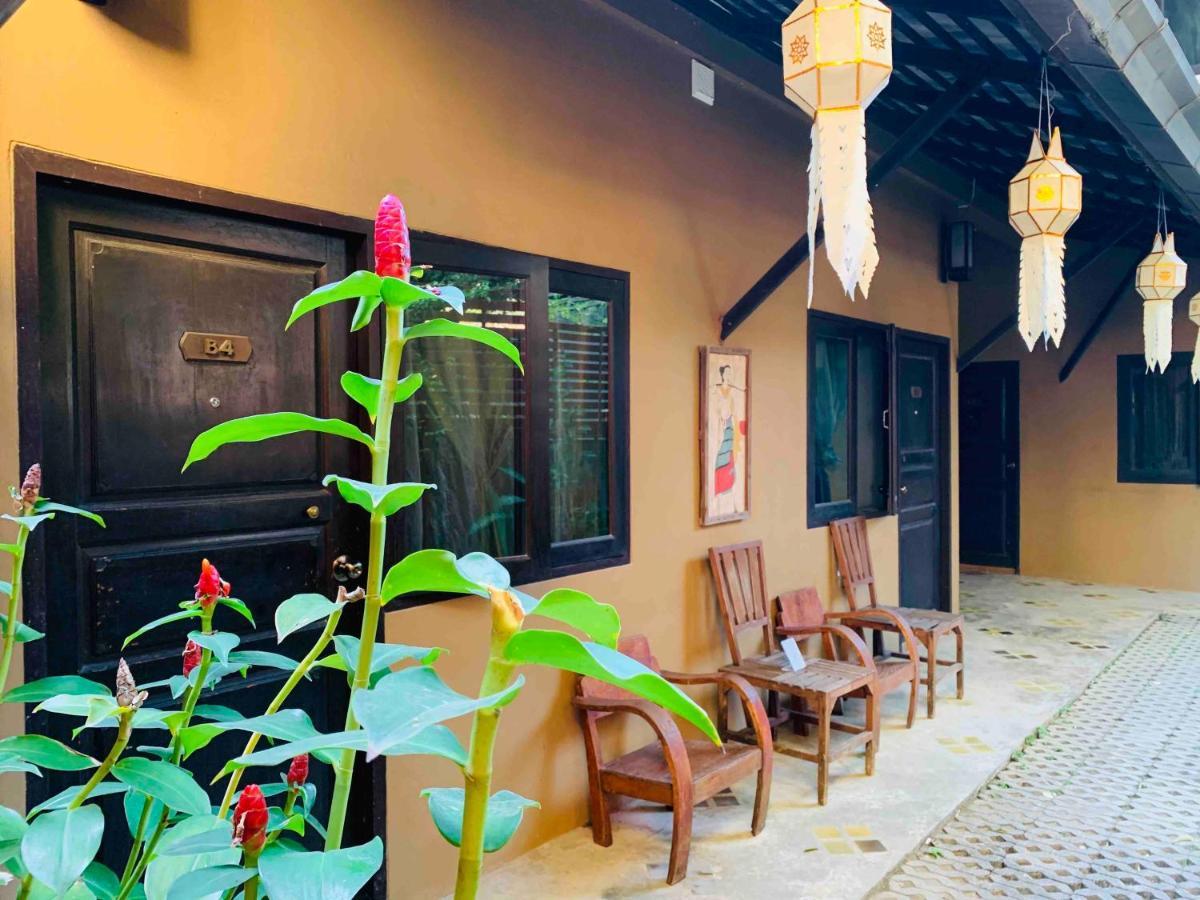 Thapae Boutique House Hotel Csiangmaj Kültér fotó