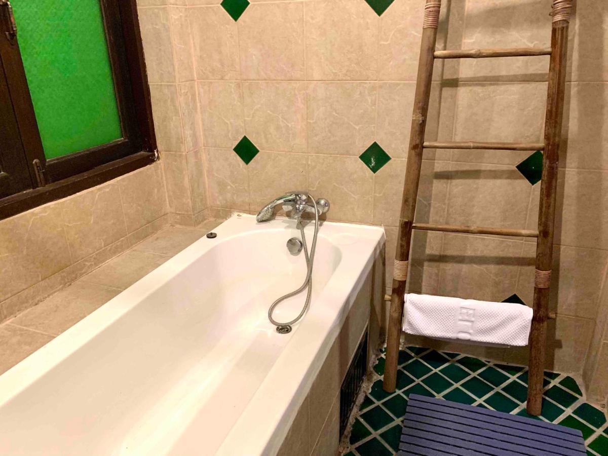 Thapae Boutique House Hotel Csiangmaj Kültér fotó