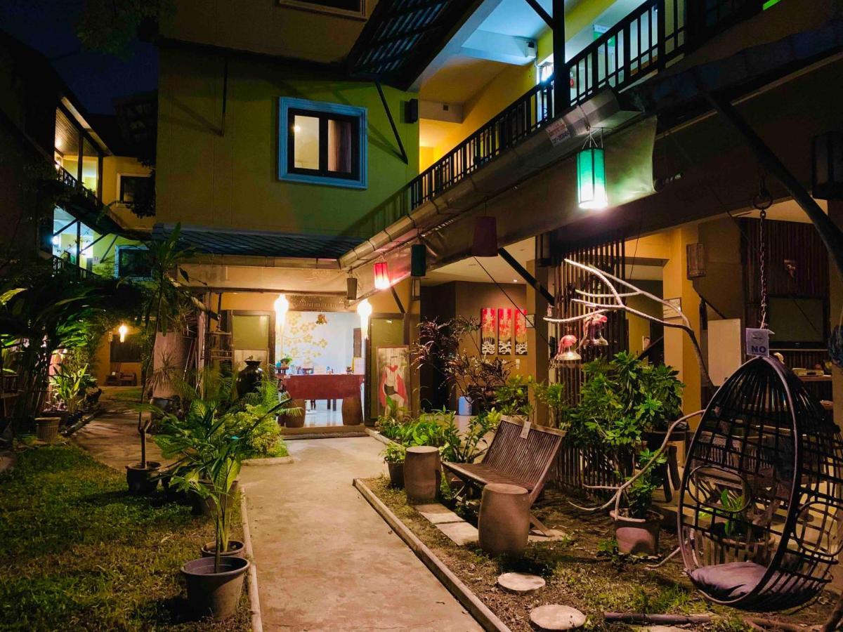 Thapae Boutique House Hotel Csiangmaj Kültér fotó